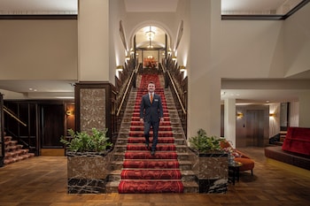 clayton hotel amsterdam american