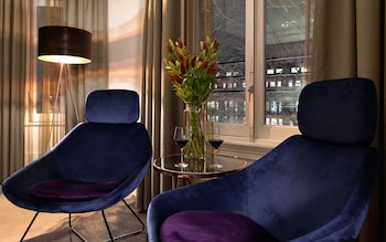 clayton hotel amsterdam american