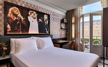 clayton hotel amsterdam american