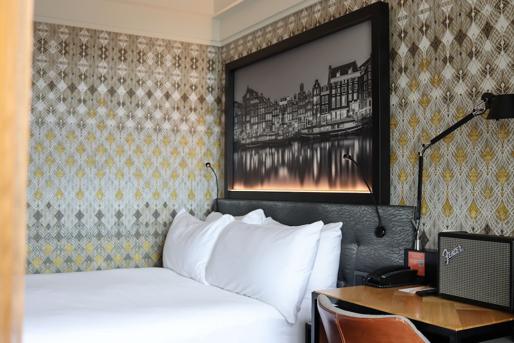 clayton hotel amsterdam american