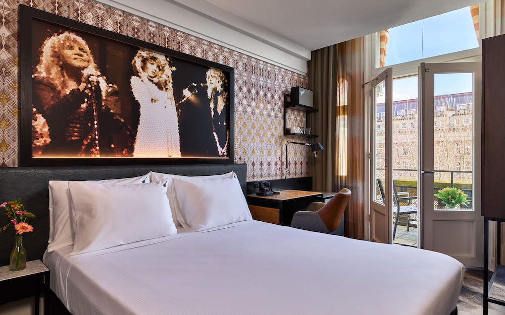 clayton hotel amsterdam american