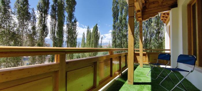 rock castle residency