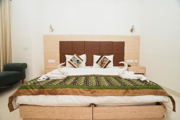 interglobe oasis golf course road gurgaon