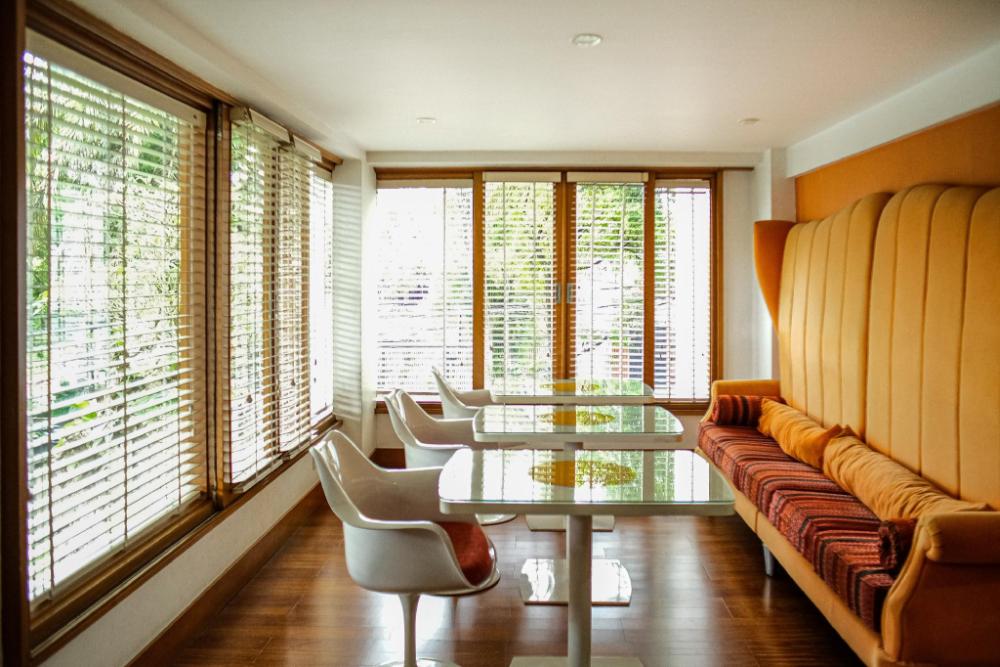 oemah kakang loft and bed