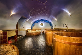 spa beerland chateaux at golden pear