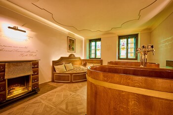 spa beerland chateaux at golden pear