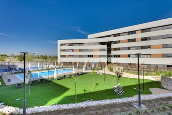 livensa living studios madrid alcobendas sk