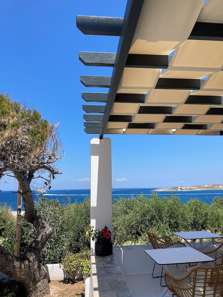 paros