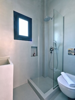 paros five senses