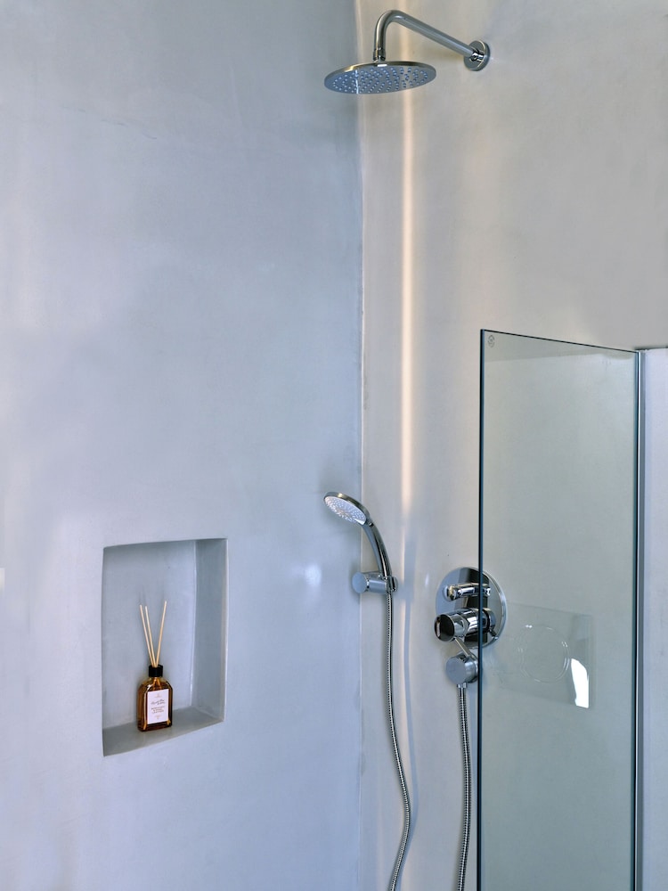 paros five senses