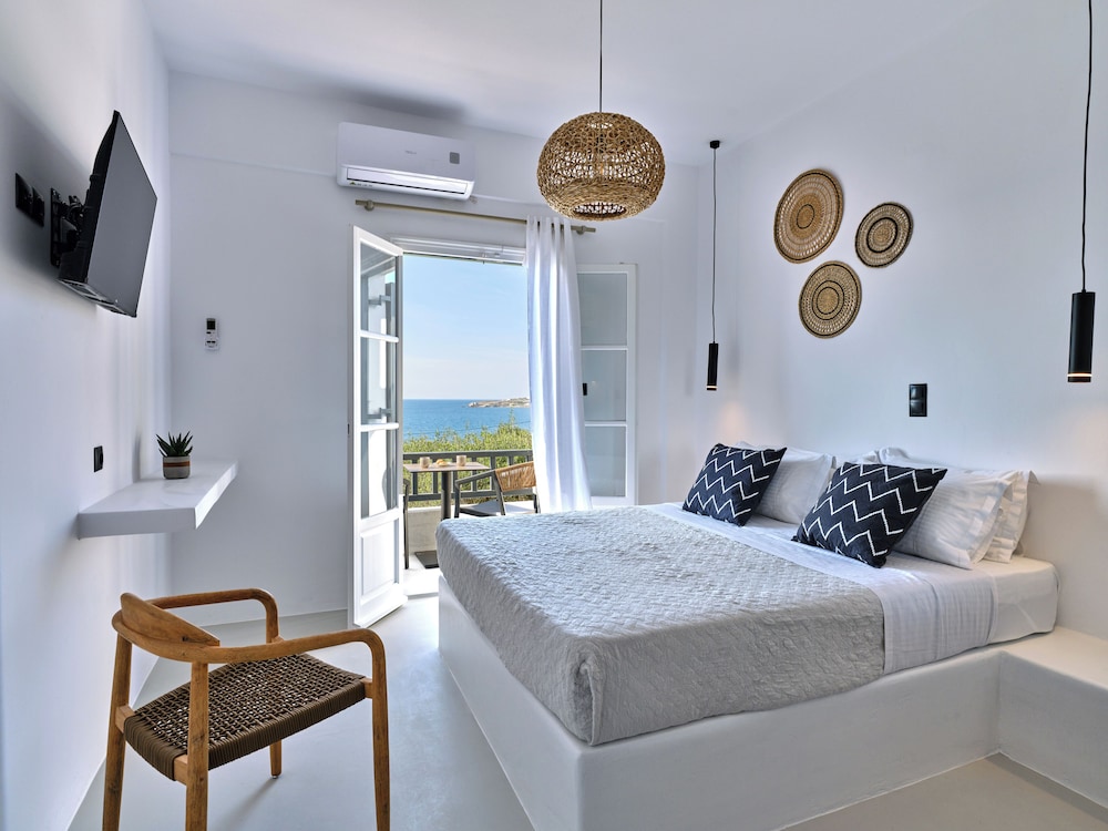 paros five senses