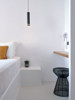 paros five senses