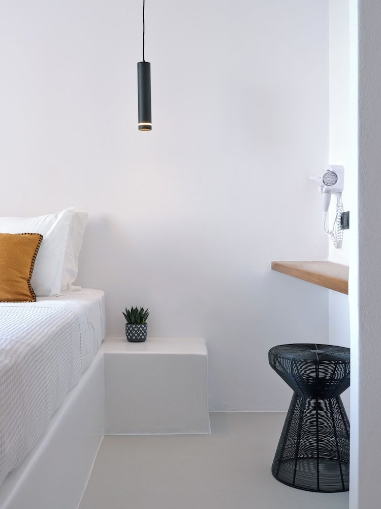 paros five senses