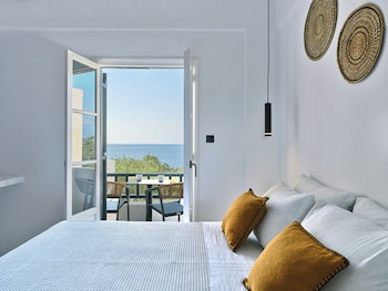 paros five senses