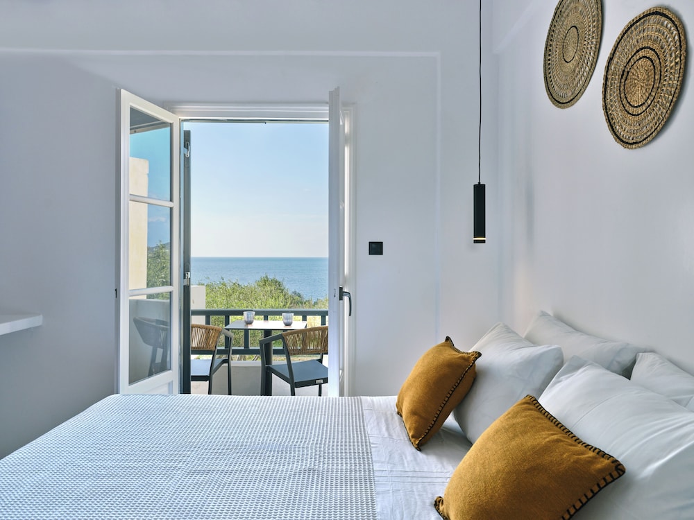 paros five senses