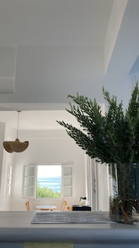 paros five senses