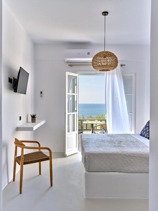 paros