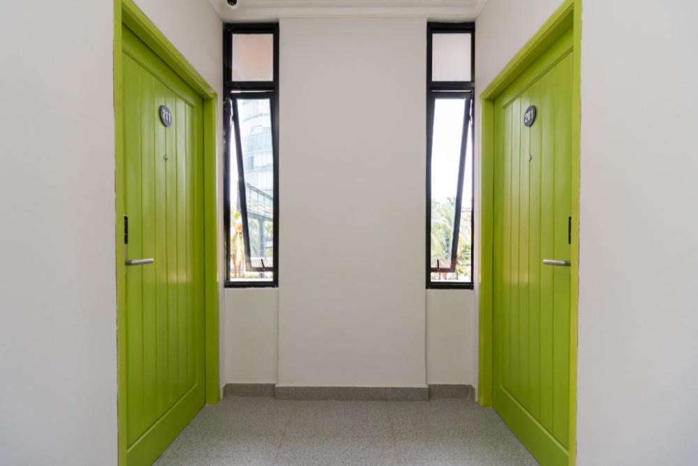 urbanview hotel bizhome artha gading boulevard by reddoorz