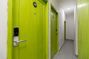 urbanview hotel bizhome artha gading boulevard by reddoorz