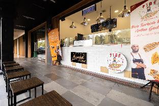urbanview hotel bizhome artha gading boulevard by reddoorz