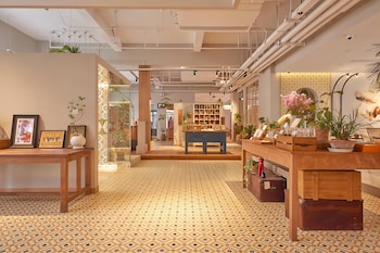 timeless boutique house