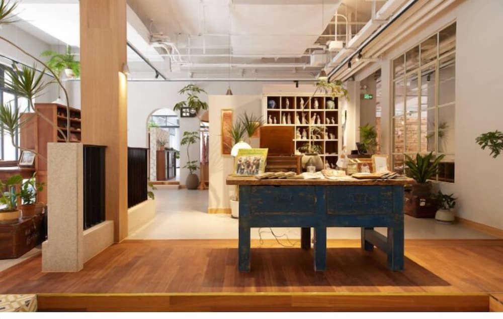 timeless boutique house