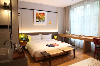 timeless boutique house