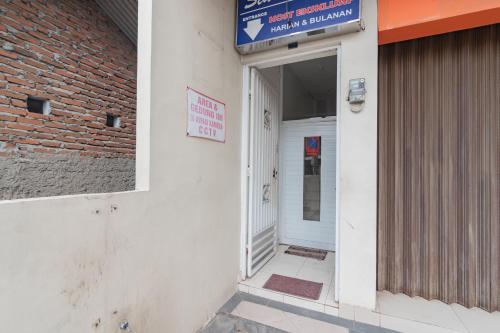 koolkost near stikes cirebon