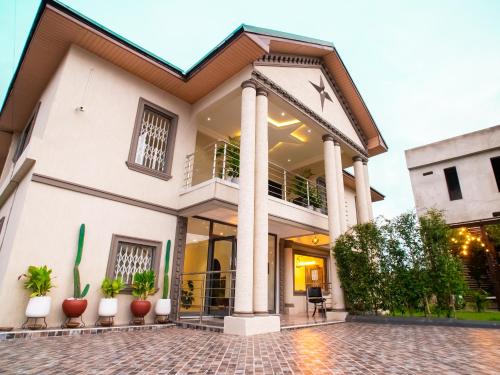 koko palm inn