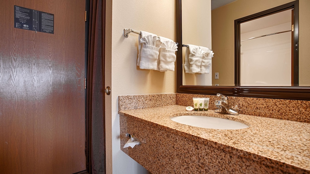 best western plus corning inn