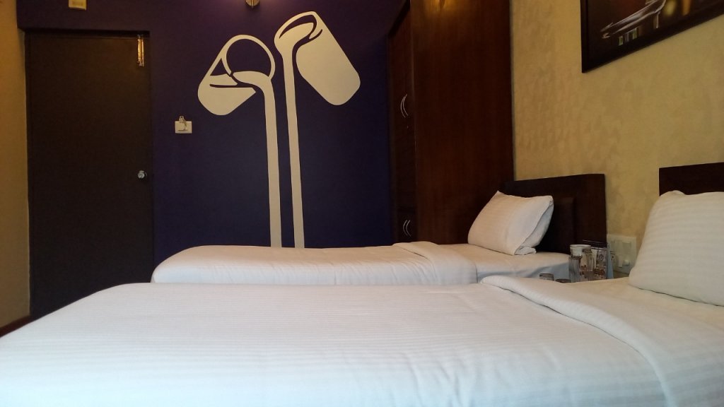 Chocolat House,India>>Bengaluru,2 star