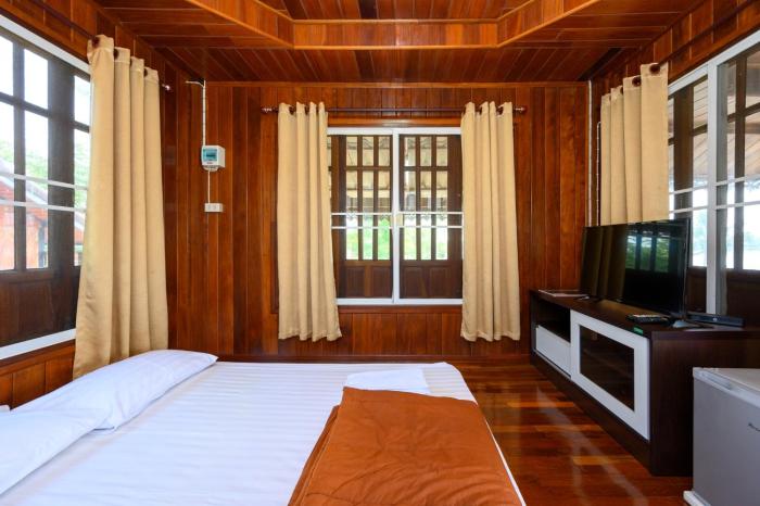 beung sampathuan nakornchaisri resort