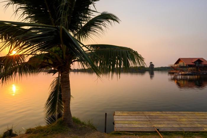 beung sampathuan nakornchaisri resort