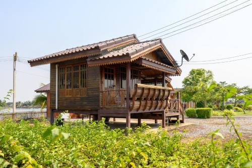 beung sampathuan nakornchaisri resort