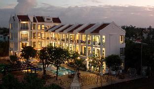 serene nature hotel and spa