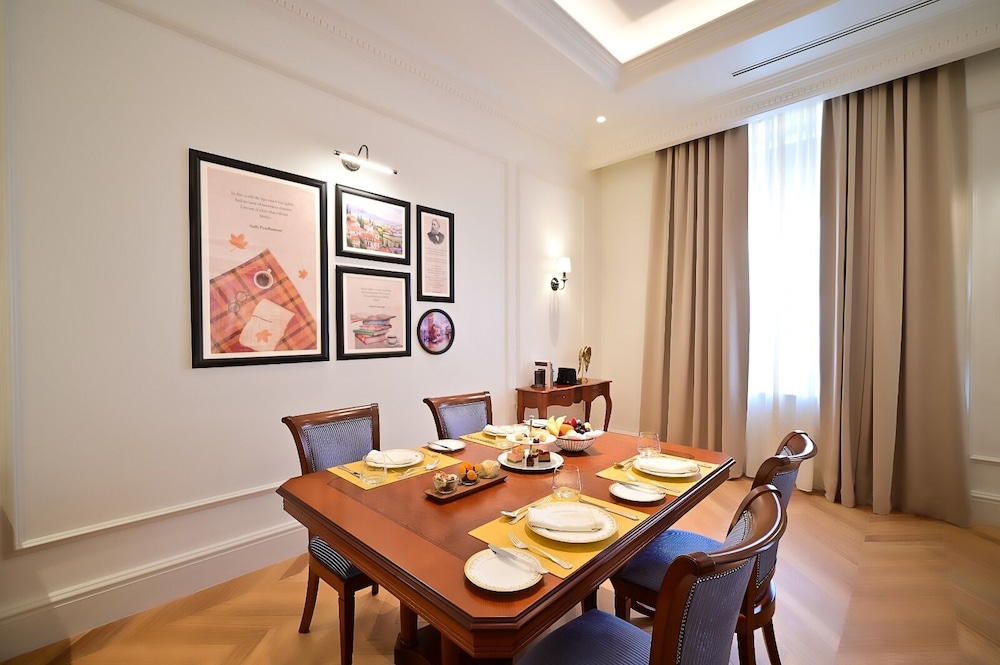 21 high street residence