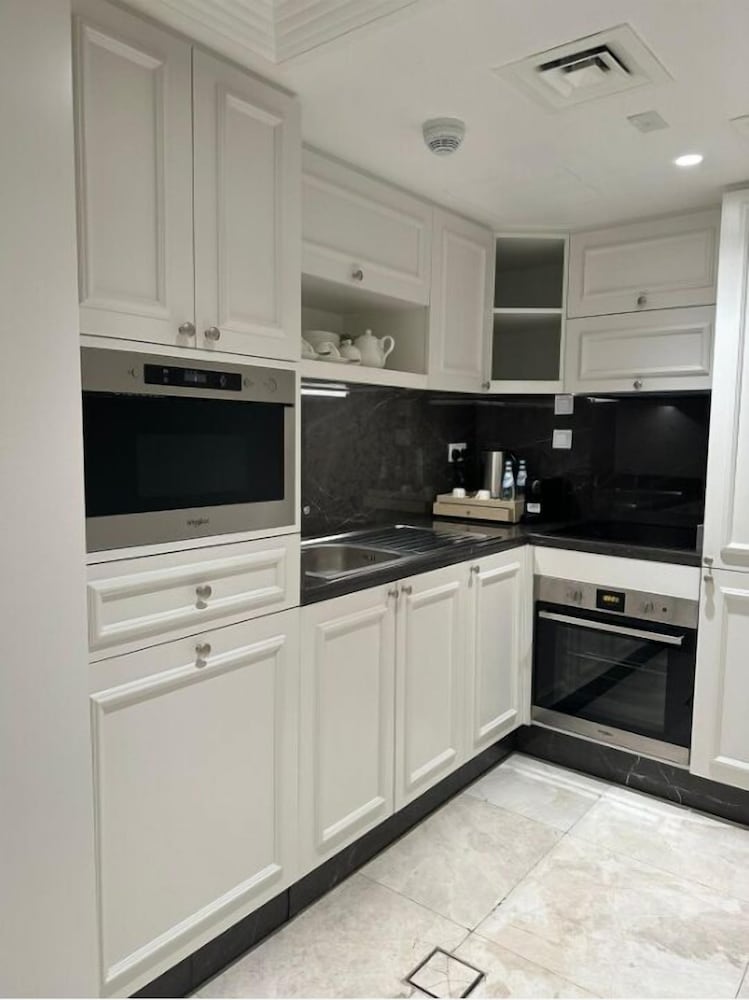 21 high street residence