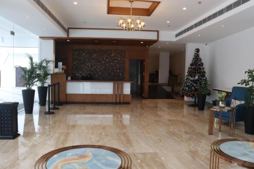 Hotel Seven Lights,Edappally,4 star