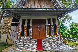 spot on 92462 awenk homestay
