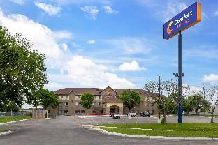 comfort suites omaha east council bluffs