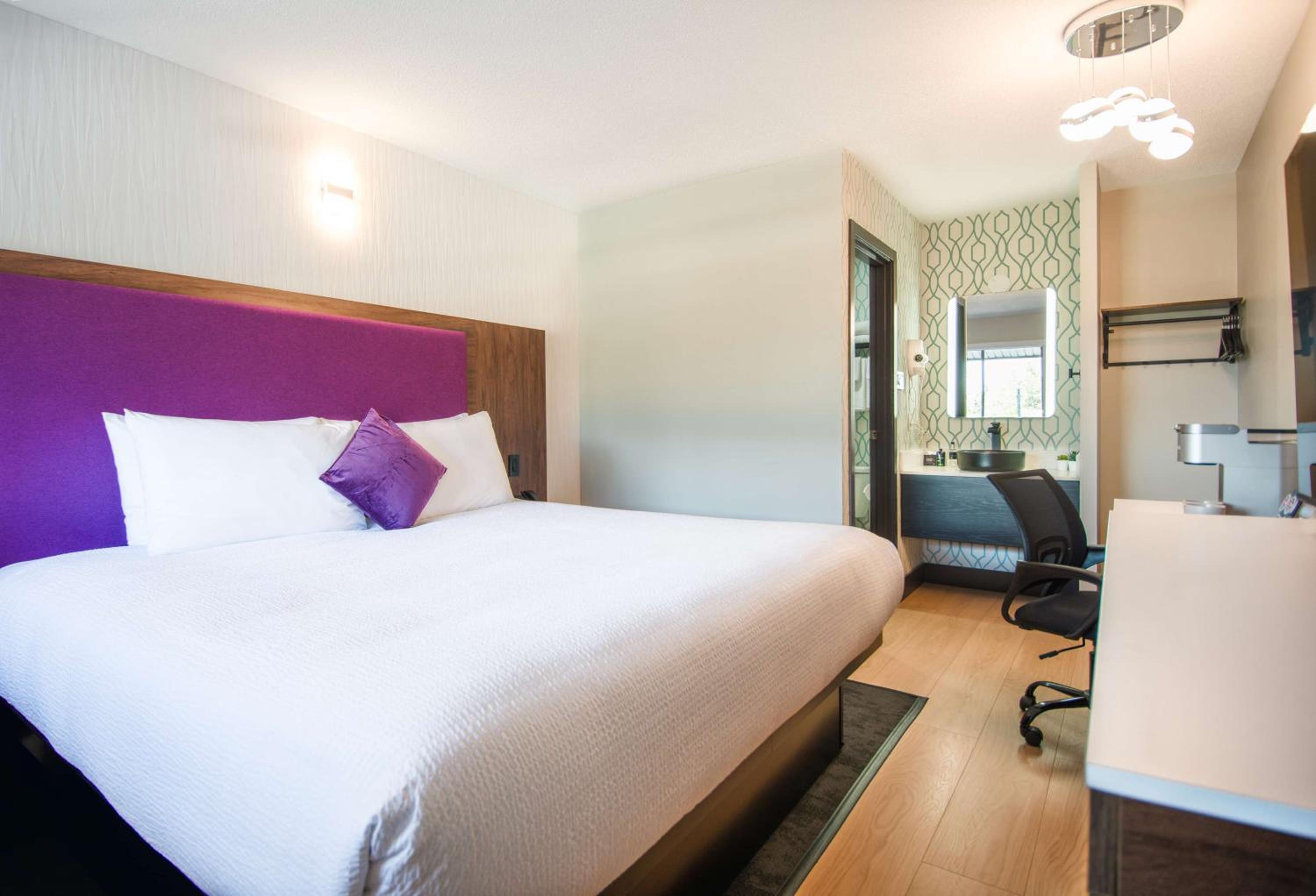 coast courtenay hotel