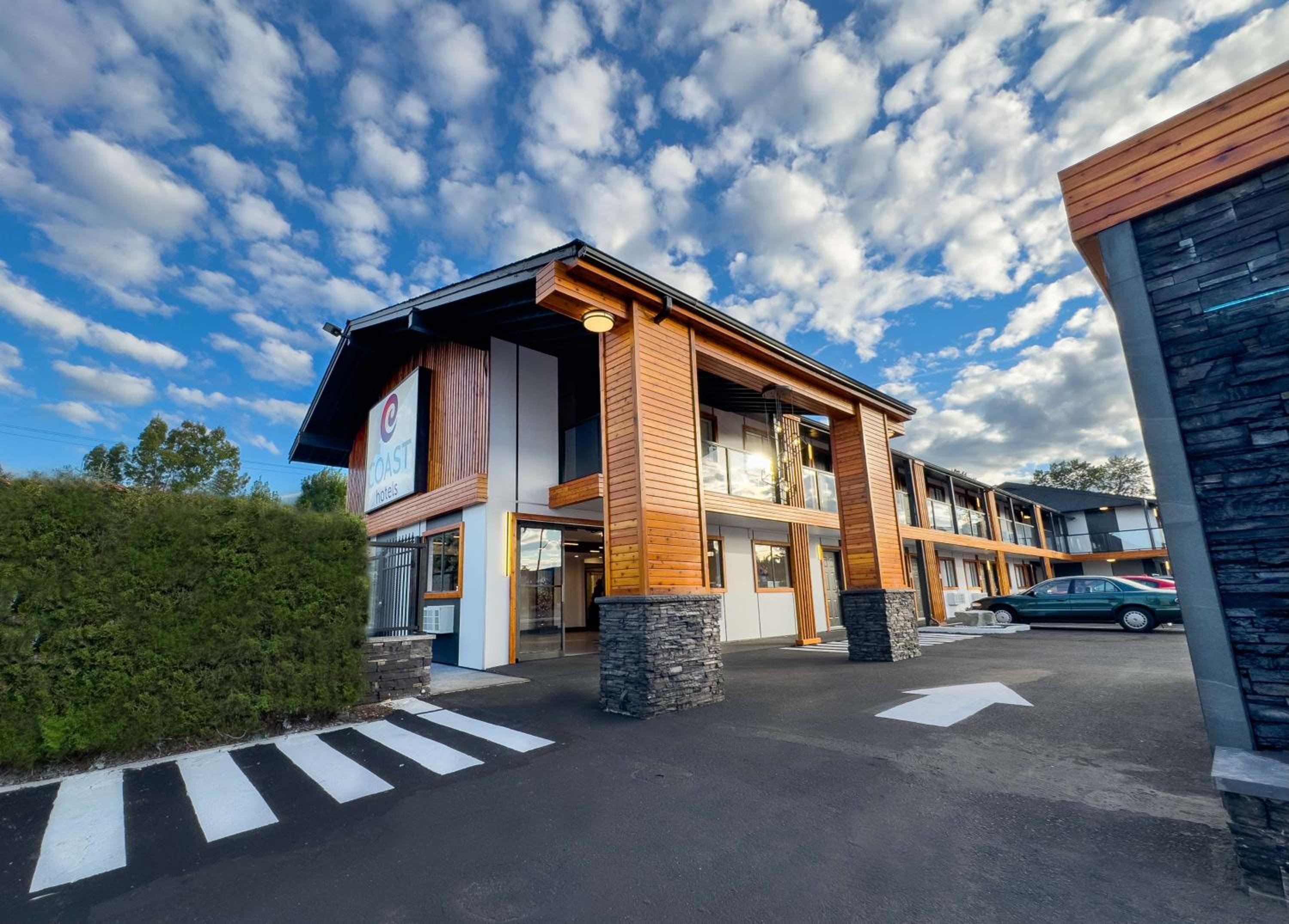 coast courtenay hotel