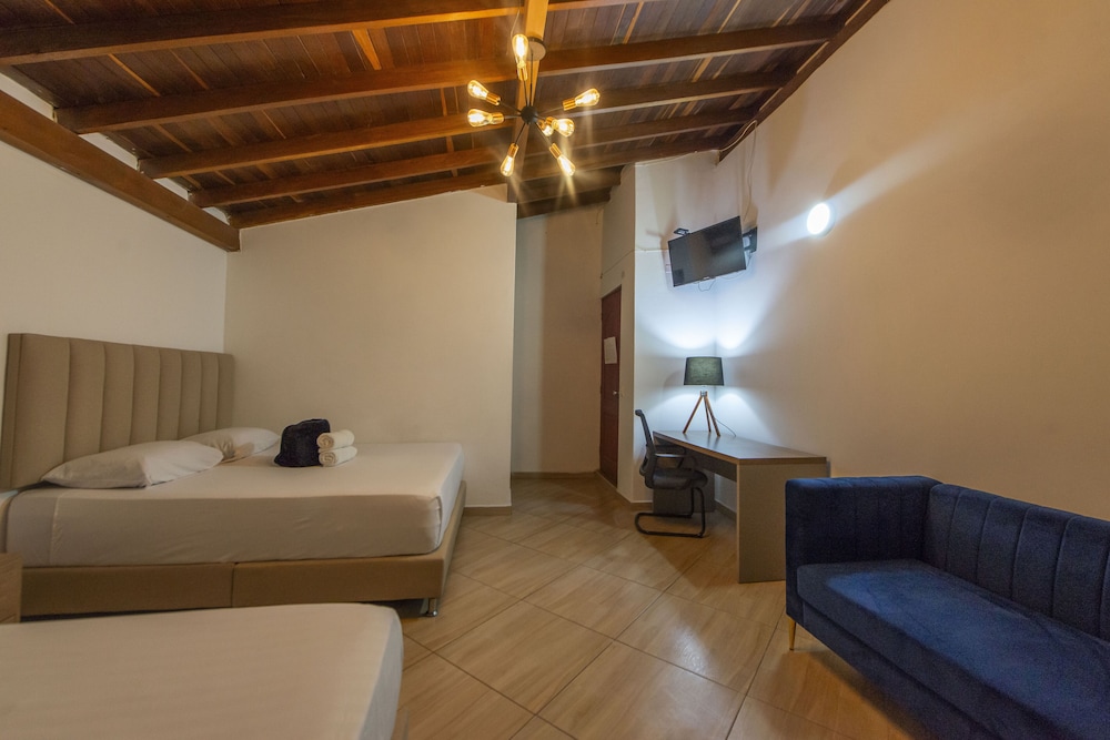 hotel bali at poblado