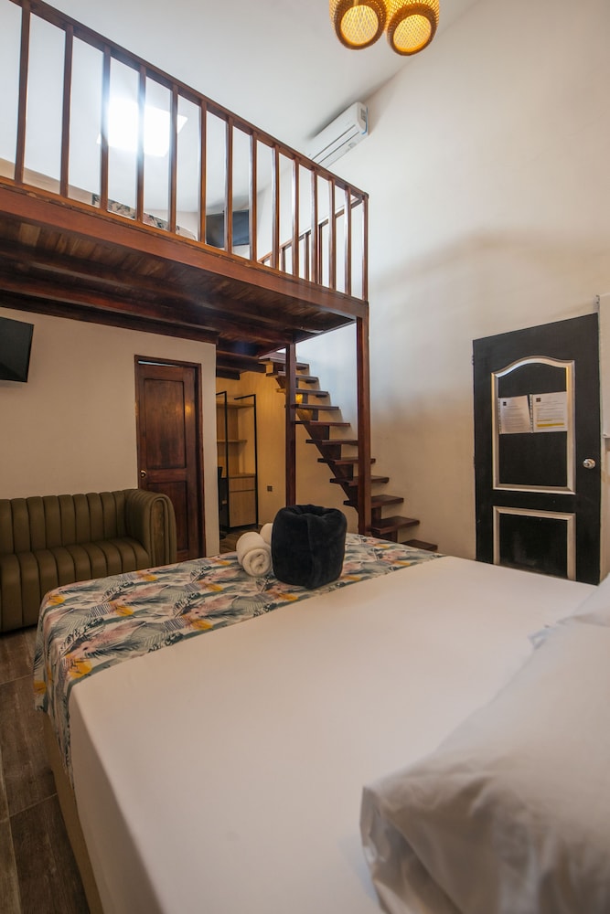 hotel bali at poblado