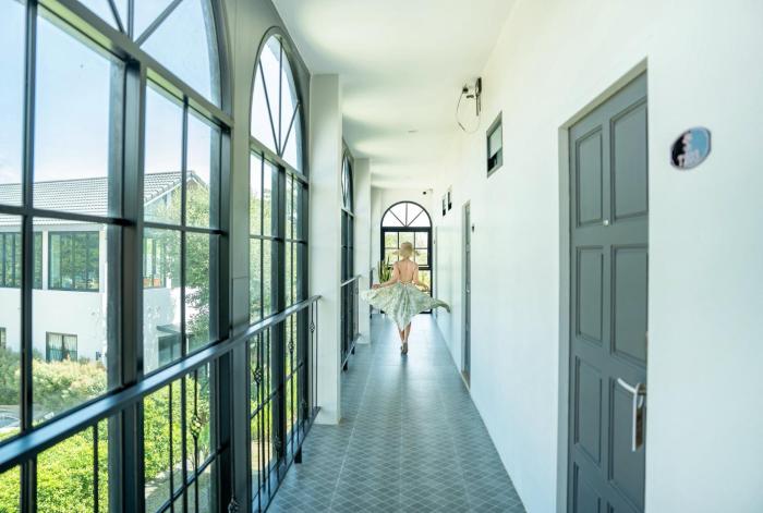 trat tara boutique hotel
