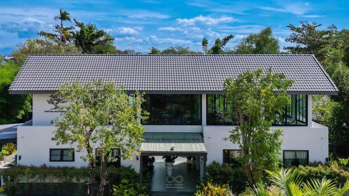 trat tara boutique hotel