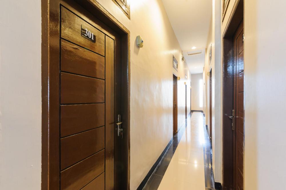 reddoorz near waterpark citra garden medan