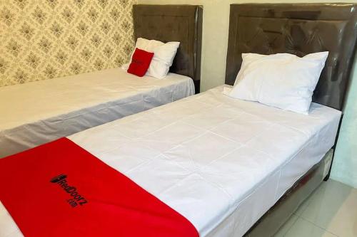 reddoorz near waterpark citra garden medan