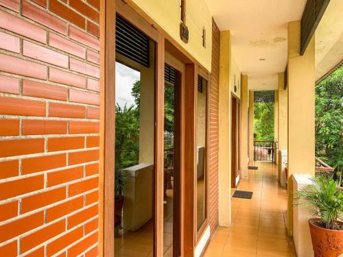 urbanview sasono putro condongcatur by reddoorz