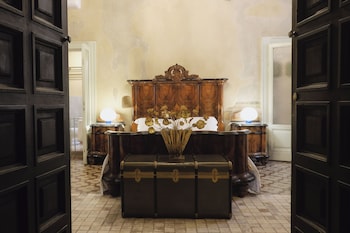 palazzo guazzoni zaccaria